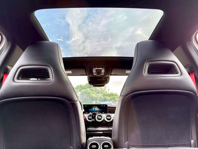 A250 4MATIC ACC跟車/全景天窗/IKEY/倒車顯影/記憶電動椅/電熱椅/分區溫控/後座出風口/摸門/盲點  第19張相片