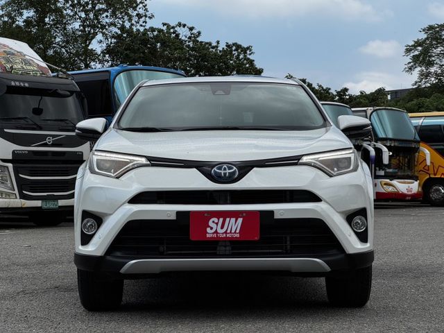 RAV-4 尊爵 摸門/IKEY/定速/衛星導航/倒車顯影/分區恆溫空調/電折後視鏡/車偏警示/駕駛座電動椅  第2張相片