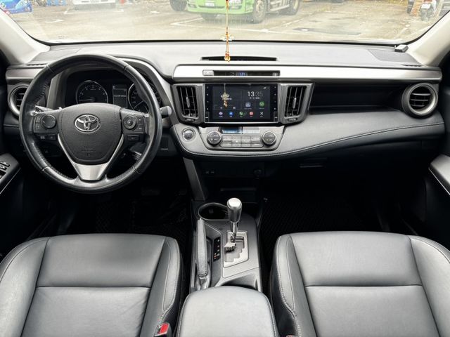 RAV-4 尊爵 摸門/IKEY/定速/衛星導航/倒車顯影/分區恆溫空調/電折後視鏡/車偏警示/駕駛座電動椅  第8張相片