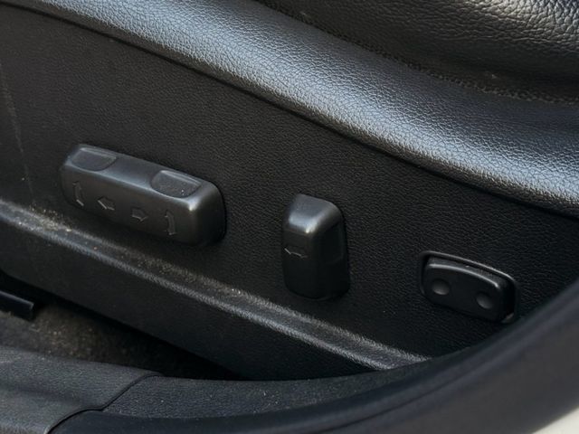 ELANTRA 摸門/定速/換檔撥片/安卓機/分區恆溫空調/IKEY/電動椅/倒車顯影/天窗  第17張相片