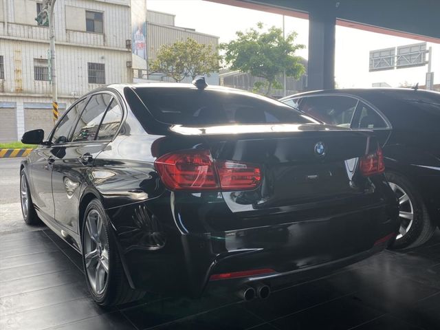 BMW 328I  第4張相片
