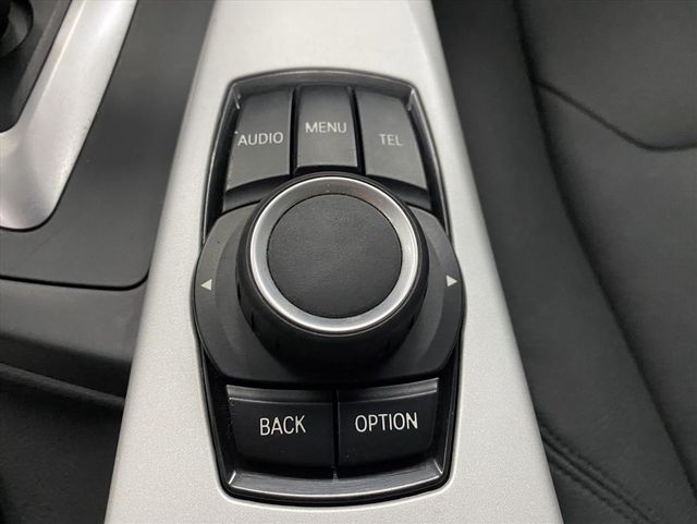 BMW 328I  第13張相片