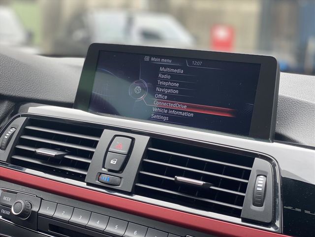 BMW 328I  第11張相片