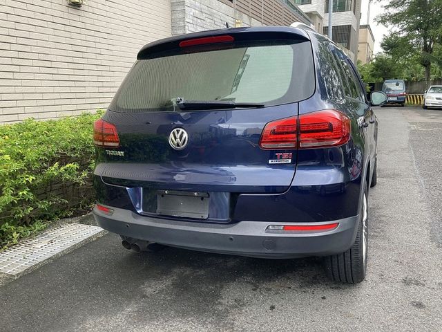 內有實拍影片│YES認證│6安│AppleCar│HID自動頭燈│後座托盤/出風口│倒車影像│里程保證│可全貸│  第9張相片