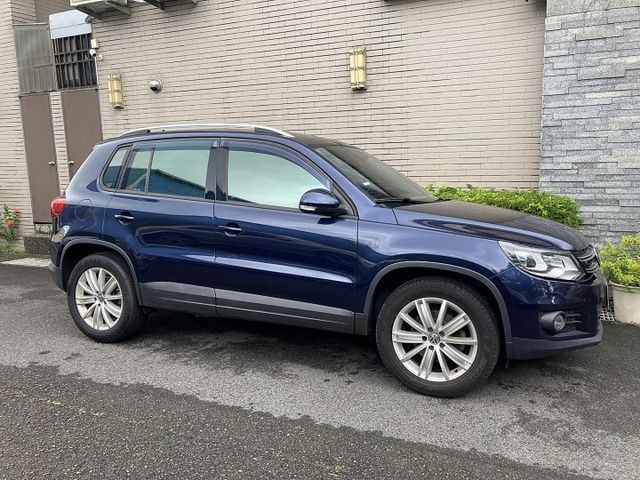 內有實拍影片│YES認證│6安│AppleCar│HID自動頭燈│後座托盤/出風口│倒車影像│里程保證│可全貸│  第11張相片