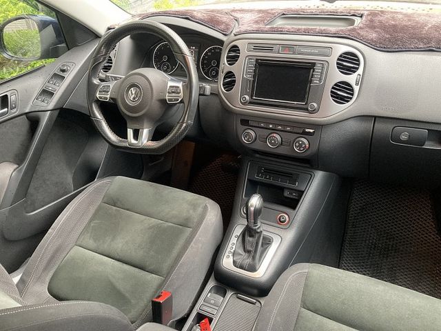 內有實拍影片│YES認證│6安│AppleCar│HID自動頭燈│後座托盤/出風口│倒車影像│里程保證│可全貸│  第13張相片