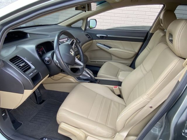 【可貸款】車況超讚！現場看車保證價格再下殺！100%實車在店 實價不變  第10張相片