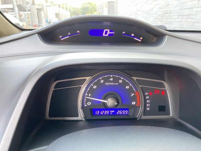 【可貸款】車況超讚！現場看車保證價格再下殺！100%實車在店 實價不變  第16張相片