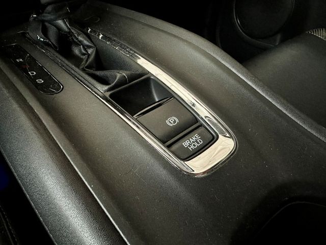 【認證車】換檔撥片、安卓機、定速、免鑰匙、CarPlay、前後雙錄、電子煞車  第19張相片