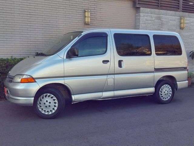【可貸款】車況超讚！現場看車保證價格再下殺！100%實車在店~實價不變  第2張相片