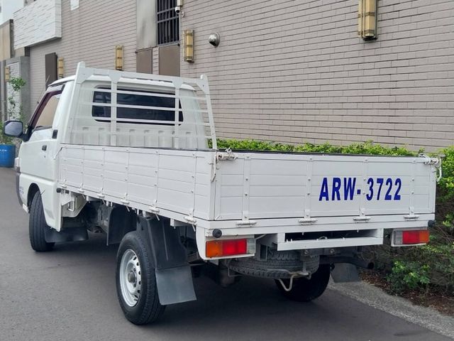 認證車 全車原鈑件【五大保固+五大保證】  第4張相片