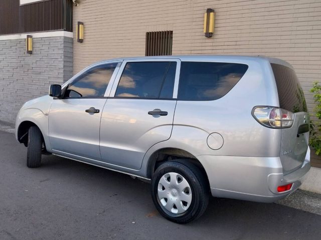 2.4cc 最強客貨兩用車 超大空間【可貸款】車況讚！100%實車在店實價不變  第3張相片