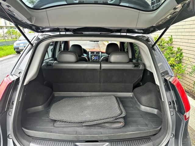 免鑰匙 按鈕啟動 倒車顯影 導航 藍芽 行車紀錄器 免抬頭顯示器  第11張相片
