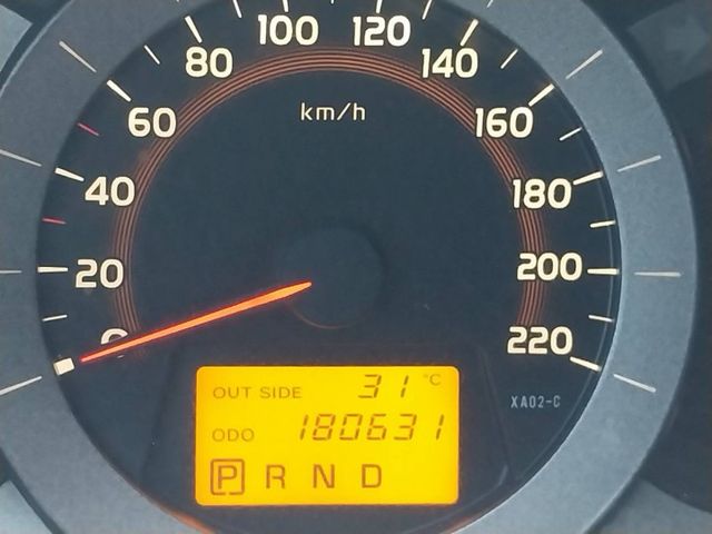 2.4cc 天窗 定速 方向盤音控 倒車顯影 胎壓 藍牙 電動椅 內裝美 車況佳 舒適大空間  第16張相片