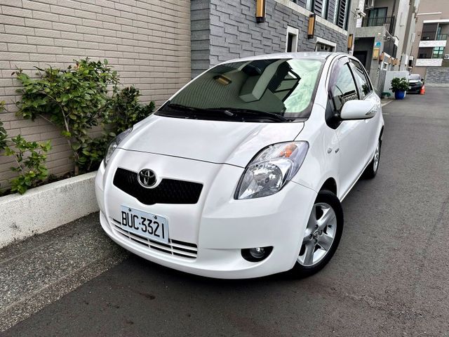 免鑰匙 方向盤音控 皮椅  第1張相片