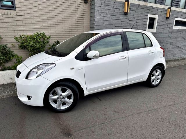 免鑰匙 方向盤音控 皮椅  第2張相片