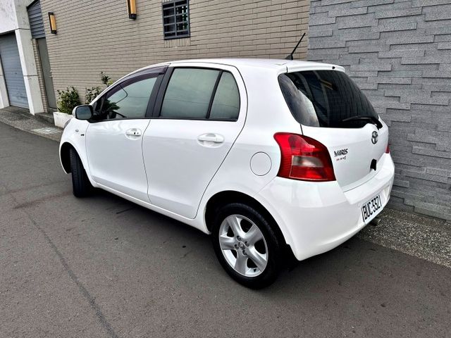 免鑰匙 方向盤音控 皮椅  第3張相片