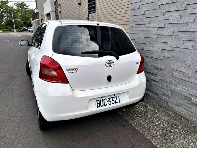 免鑰匙 方向盤音控 皮椅  第4張相片