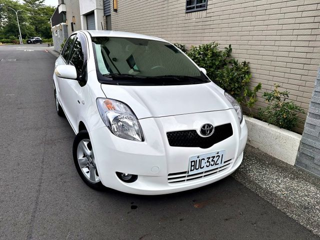 免鑰匙 方向盤音控 皮椅  第8張相片