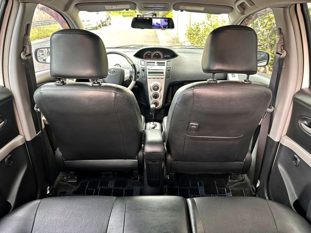 免鑰匙 方向盤音控 皮椅  第14張相片