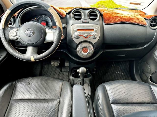 1.5cc (最頂級) 免鑰匙 按鈕啟動 恆溫空調 皮椅  第7張相片