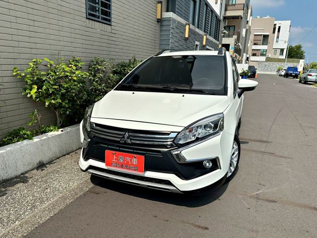 認證車(全車原鈑件) 盲點 電動尾門 倒車顯影 行車紀錄器 多項耗材剛換新  第1張相片