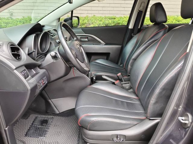 全車原鈑件 YES認證 僅跑6萬 雙電動門 電動椅 影音旗艦版 定速 倒車顯影  第8張相片