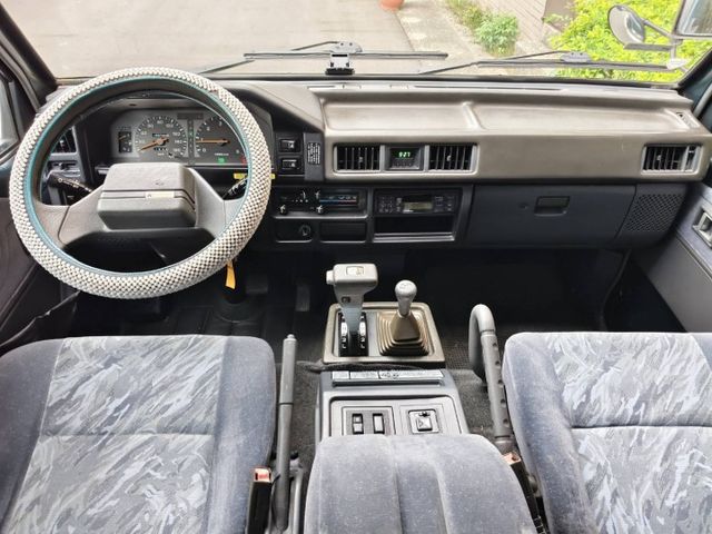 【自排】4WD 全車原漆原鈑 一手車  第7張相片