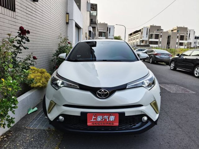 【豪華版】電熱椅 免鑰匙 倒車顯影 (車側黑腳印貼紙已移除)  第5張相片