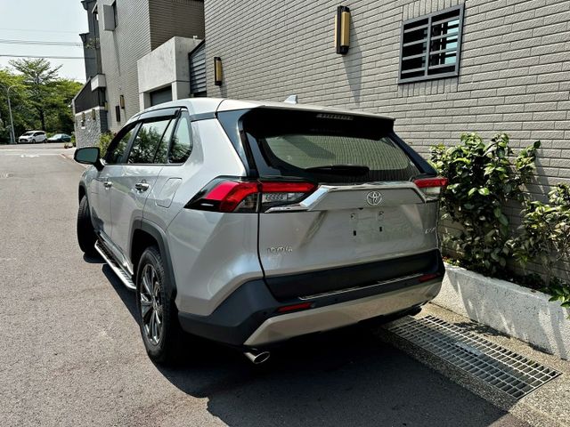 【旗艦版】一手、電尾門、記憶電動椅、電熱椅、環景、免鑰匙、AppleCar  第4張相片