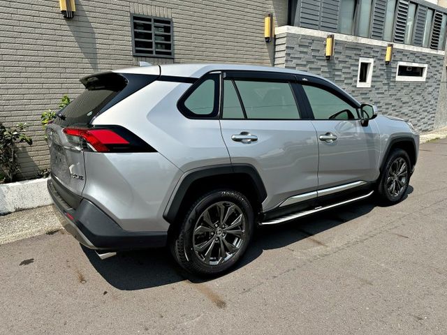 【旗艦版】一手、電尾門、記憶電動椅、電熱椅、環景、免鑰匙、AppleCar  第7張相片