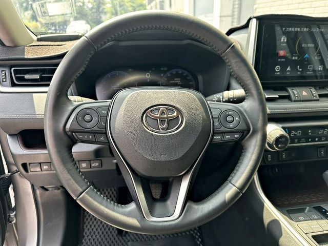 【旗艦版】一手、電尾門、記憶電動椅、電熱椅、環景、免鑰匙、AppleCar  第16張相片