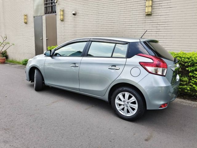 [ 僅跑五萬 ] 最頂級、 IKEY免鑰匙、安卓機、倒車顯影、行車紀錄器、方向盤音控  第3張相片