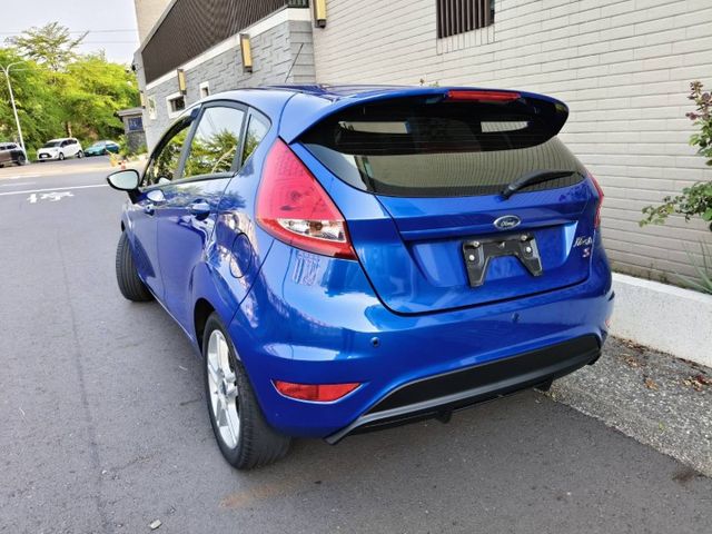 【5門運動S版】僅跑7萬、方向盤音控、ISOFIX ✓ 里程保證 ✓ 實車實價  第4張相片