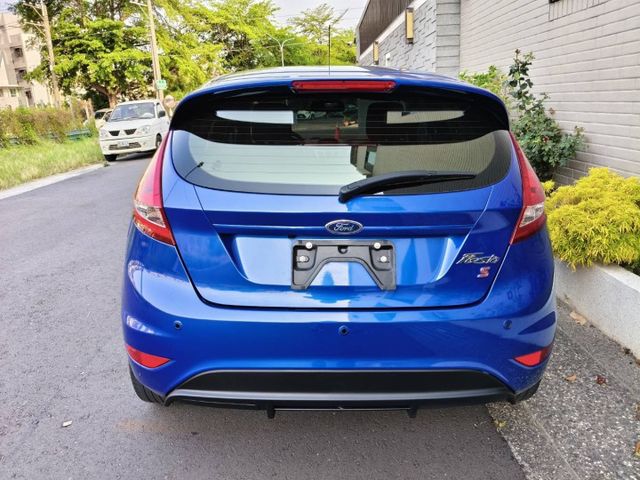 【5門運動S版】僅跑7萬、方向盤音控、ISOFIX ✓ 里程保證 ✓ 實車實價  第6張相片