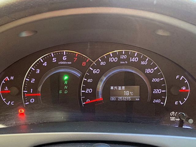 ┃無傷的認證美車┃免鑰匙┃定速┃雙區恆溫空調┃大螢幕┃核桃木飾板┃方向盤音控┃倒車影像┃後座出風口┃  第13張相片