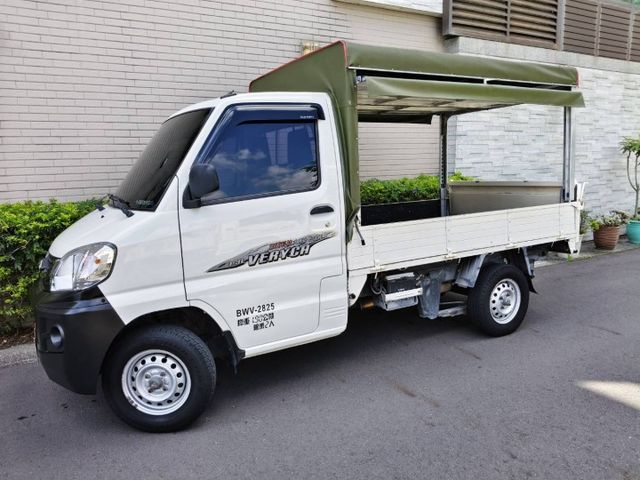尾門 倒車顯影 100%實車在店 實價刊登  第2張相片
