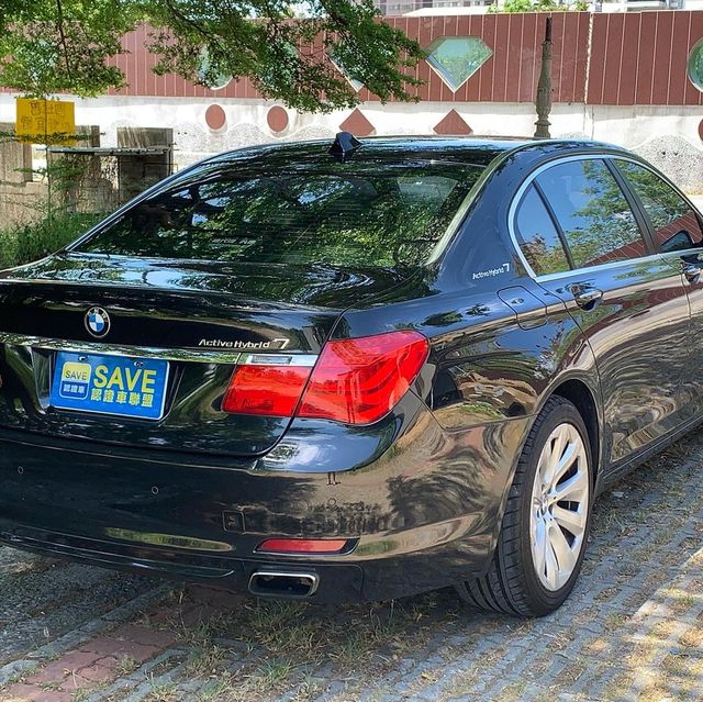 2010年BMW750油電 F04型  第3張相片