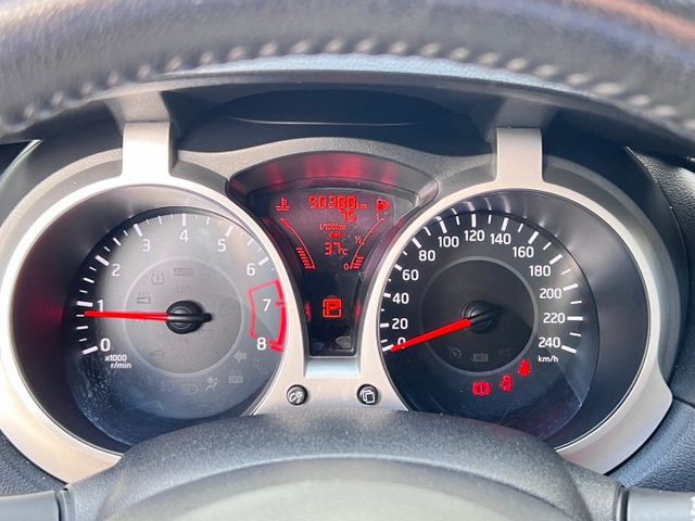永承嚴選2016 JUKE 影音/倒車顯影/雙前電熱椅/低里程 全額貸可參考  第10張相片