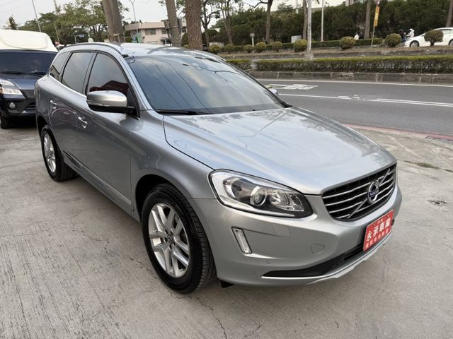 永承嚴選經典名車瑞典坦克豪華休旅車全車原鈑認證車全額貸可參考  第3張相片