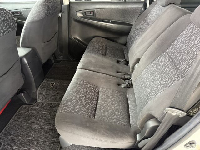 永承嚴選一手用車公里數保證全車原版件稀有手排商旅車全額貸可參考  第13張相片