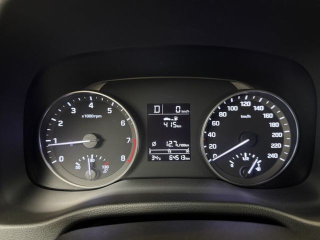 永承嚴選現代時尚豪華房車1級油耗省油好開原鈑認證車全額貸可參考  第11張相片