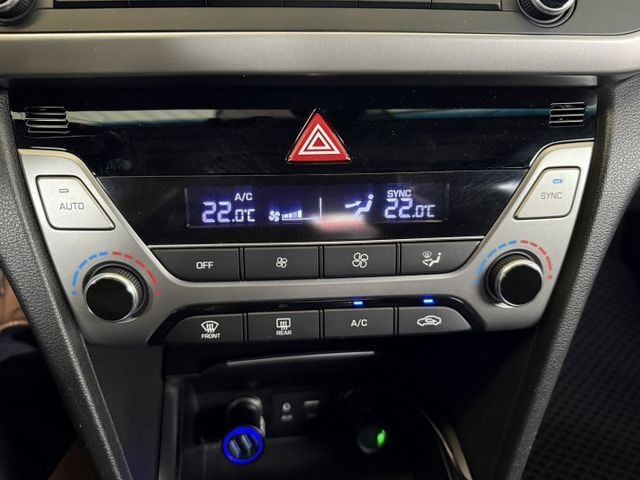 永承嚴選現代時尚豪華房車1級油耗省油好開原鈑認證車全額貸可參考  第14張相片