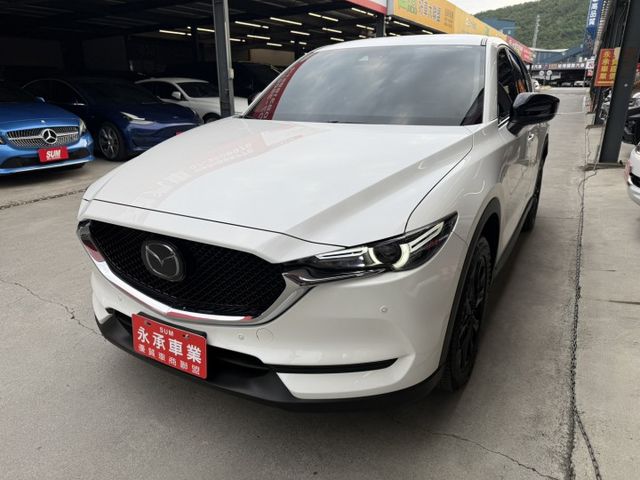 永承嚴選經典時尚黑艷鈑CX-5休旅車原鈑認證車要買要快好車不等人全額貸可參考  第1張相片