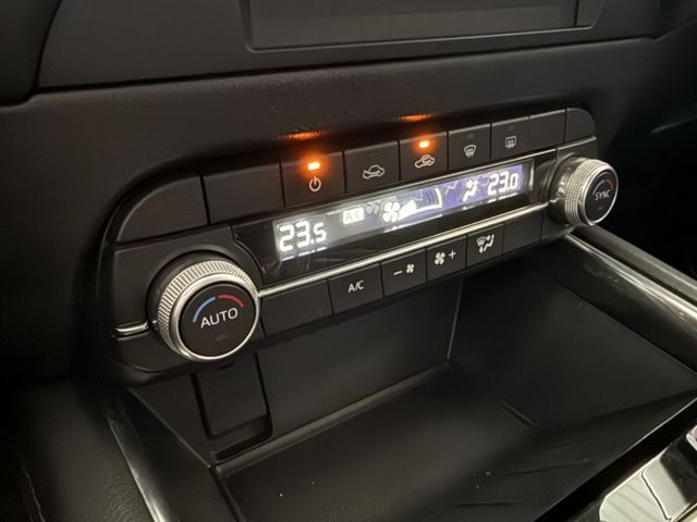 永承嚴選經典時尚黑艷鈑CX-5休旅車原鈑認證車要買要快好車不等人全額貸可參考  第14張相片