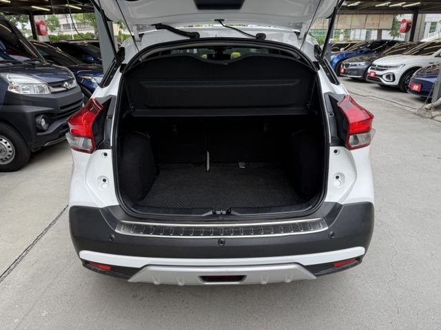 永承嚴選日產智行旗艦版都會時尚跨界休旅車全車原鈑認證車全額貸可參考  第7張相片