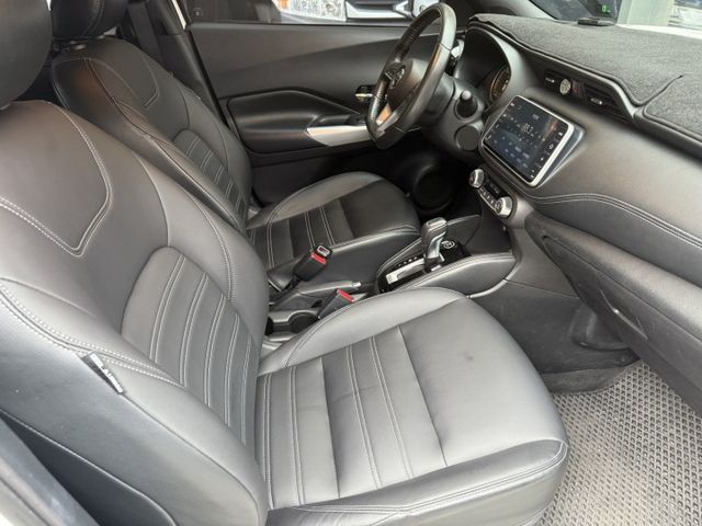 永承嚴選日產智行旗艦版都會時尚跨界休旅車全車原鈑認證車全額貸可參考  第15張相片