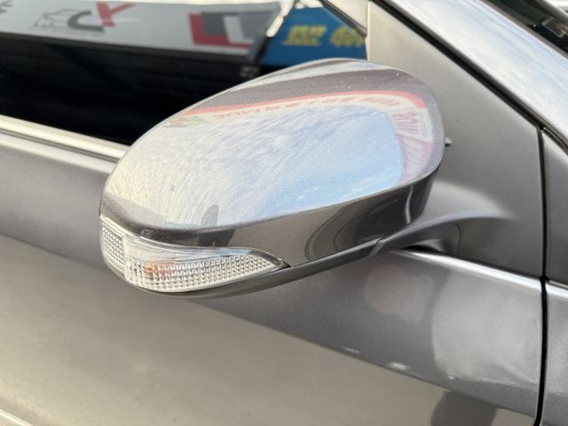 永承嚴選國民神車精裝版原鈑認證車全額貸可參考要買要快  第8張相片