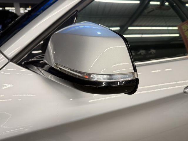 永承嚴選時尚休旅車配備齊全YES認證車全景大天窗少跑公里數保證全額貸可參考  第9張相片