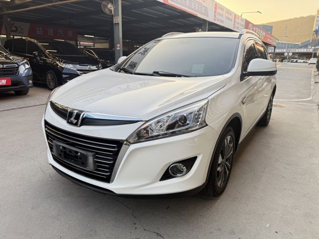 永承嚴選時尚跨界休旅車配備齊全原鈑認證車天窗版全額貸可參考  第1張相片